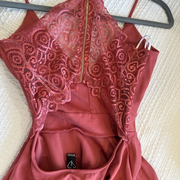 Dark pink/deep dusty rose lace back v neck dress #ALine #lacedress size s - Picture 3 of 7